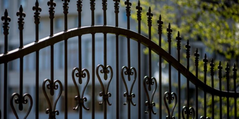 Read more about the article How to keep your wrought iron gates in pristine condition