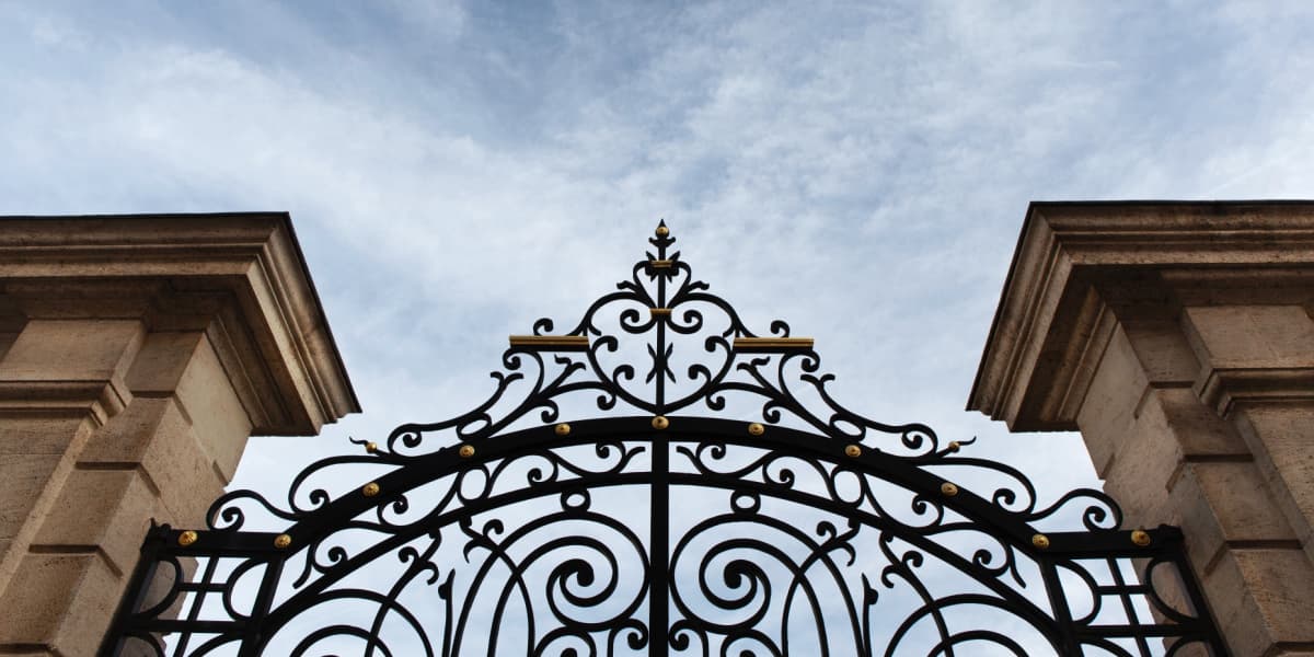 Read more about the article Why metal gates are a worthy investment