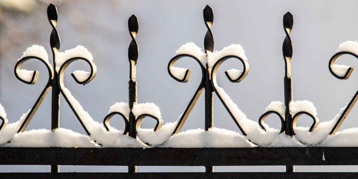 You are currently viewing Is winter a good time to install new gates and railings?