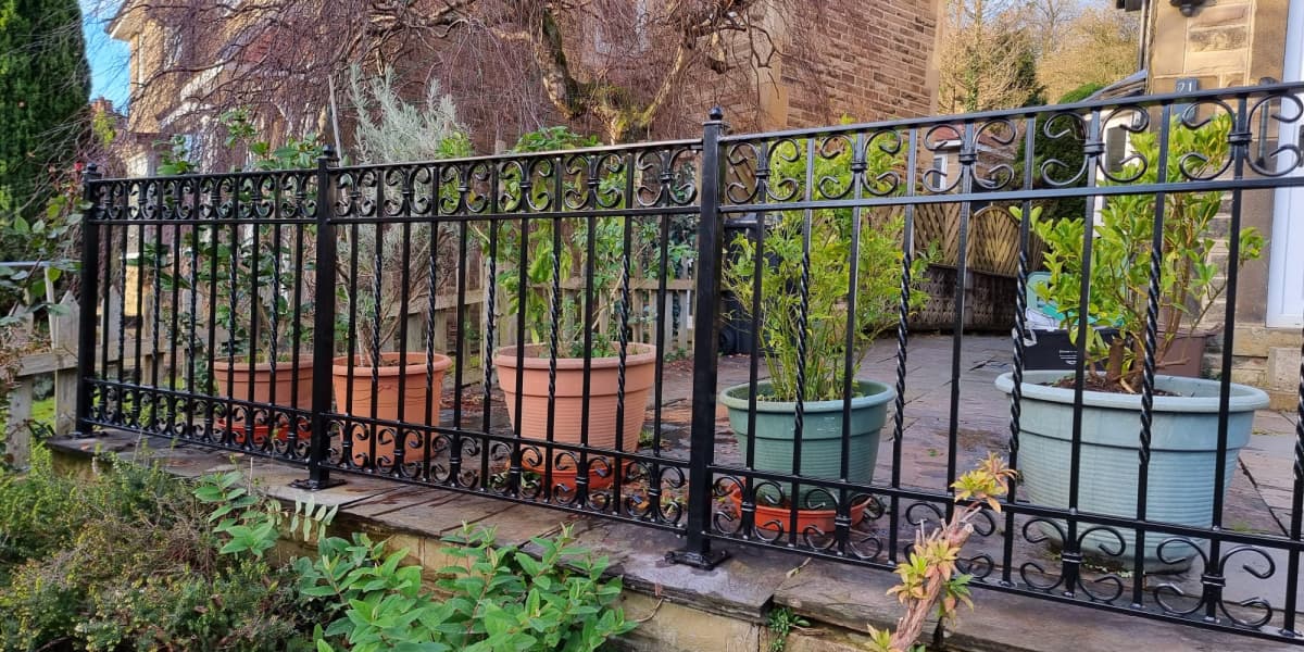 Read more about the article 5 places you can install metal railings to enhance security and style